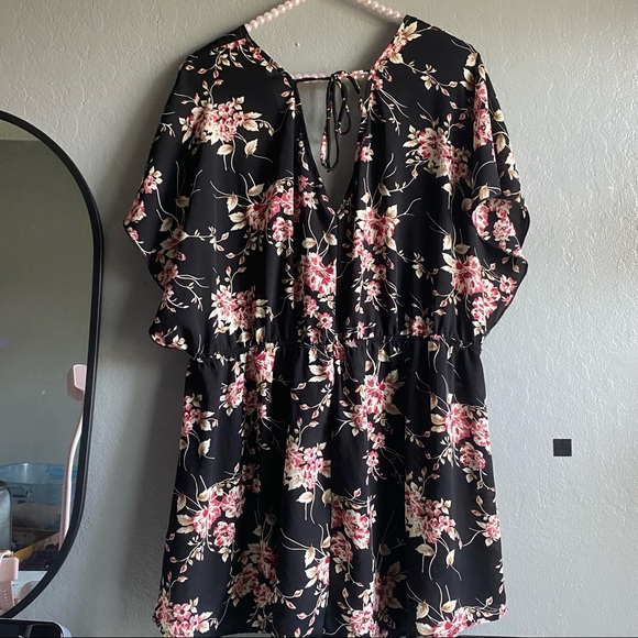 Torrid size 2 - Picture 5 of 5